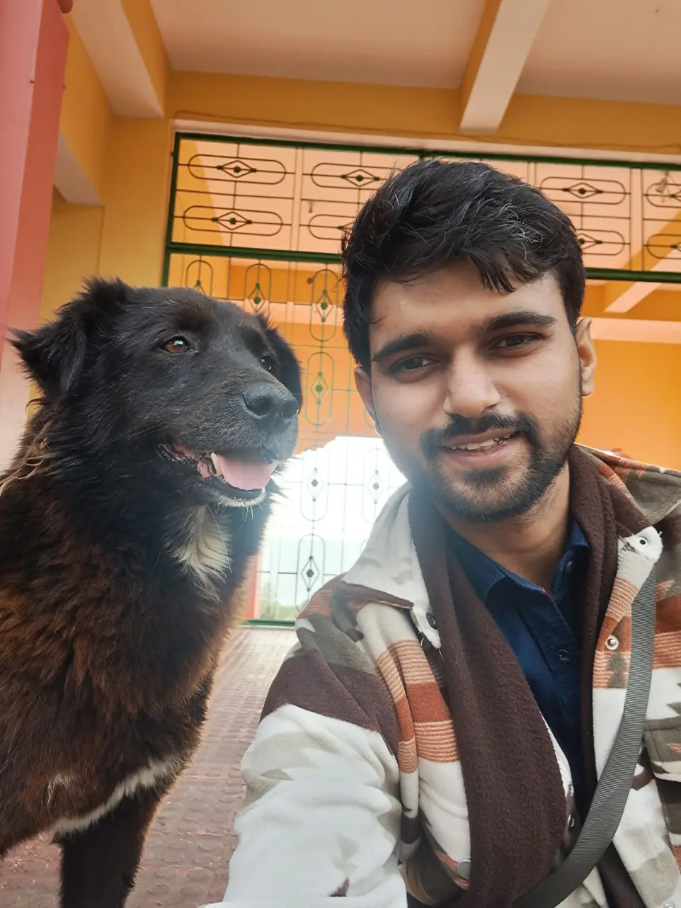 travel with art desiblueprint aleen bharati page, aleen with his friend, dog